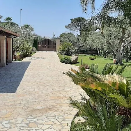 Holiday home Casa Vacanze Montevergine Arnesano